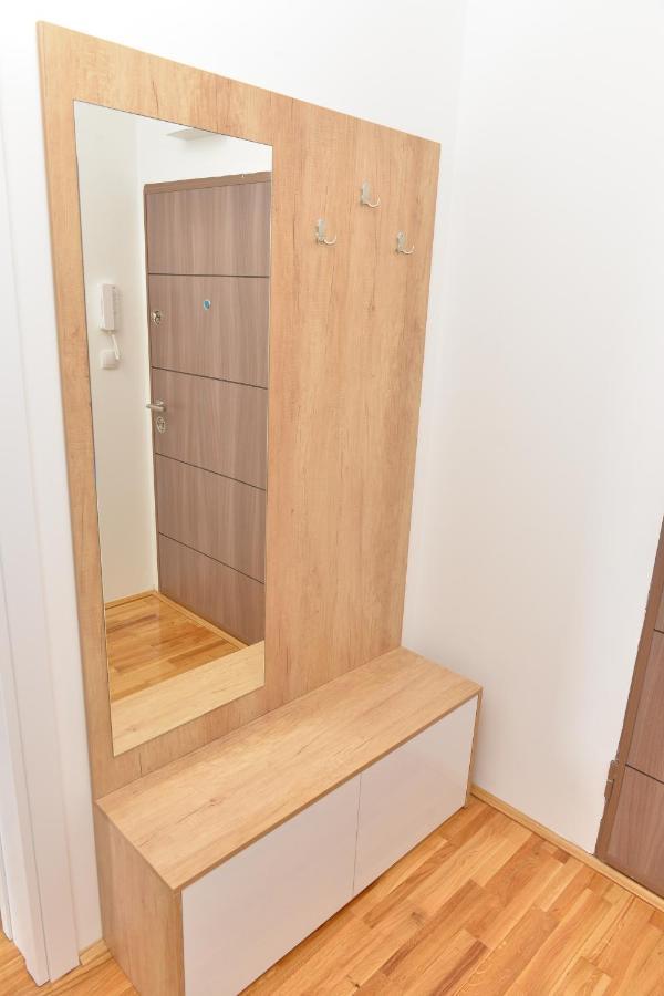 Hm Apartments Ingyia Kültér fotó
